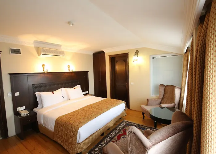 Tria Istanbul-special Category 4*