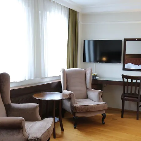 Tria Istanbul-special Category