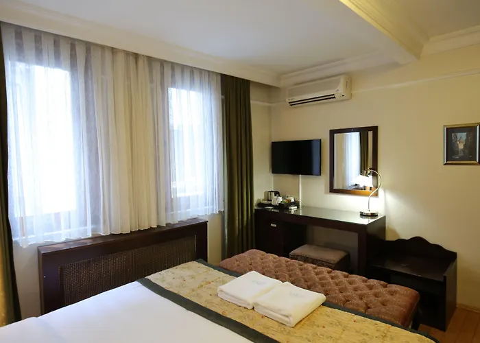 Tria Istanbul-special Category 4*