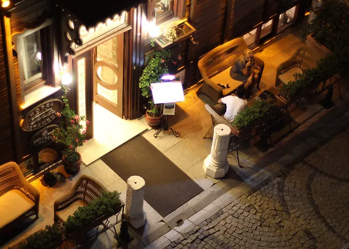 Tria Istanbul-special Category Istanbul