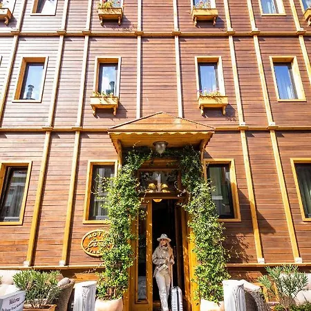 Tria Istanbul-special Category 4* Stambuł