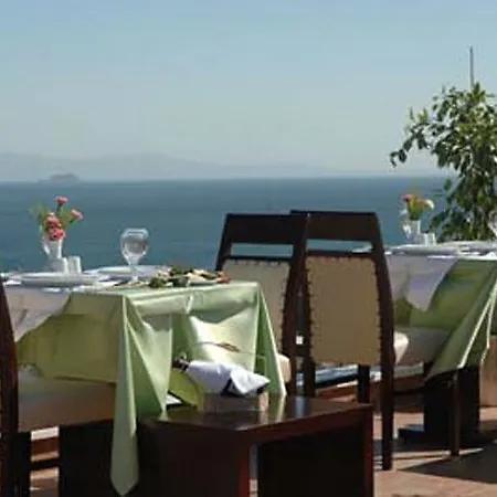 Tria Istanbul-special Category Stambuł