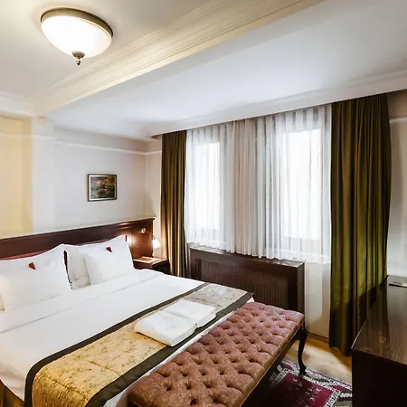 Tria Istanbul-special Category