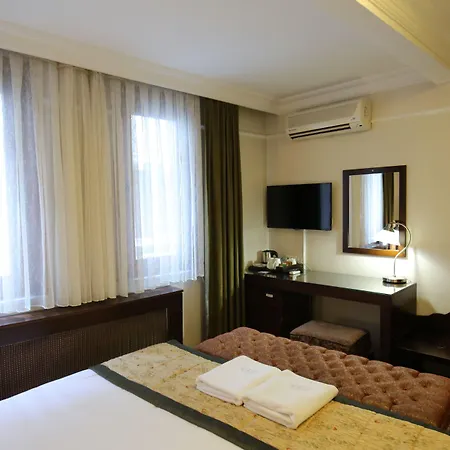 Tria Istanbul-special Category 4*